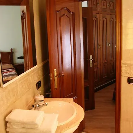 Granada 2* سلامنكا