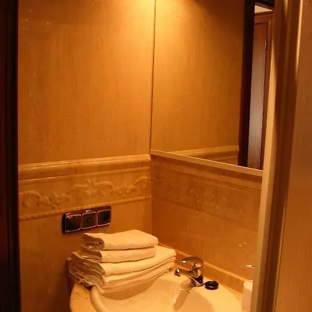 Granada Guest house 2*