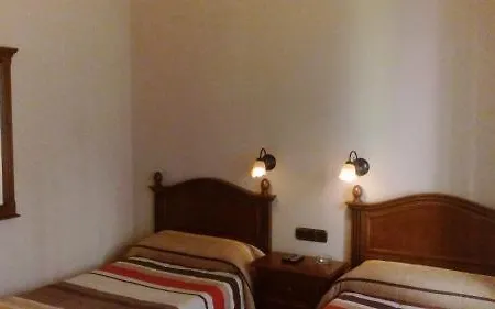 格拉纳达旅馆 萨拉曼卡